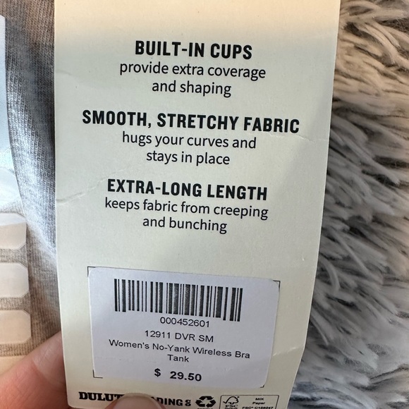 Duluth No Yank wireless built in bra tank. Womens small. - Picture 5 of 6